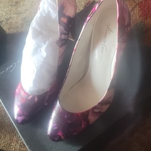 Womens shoes